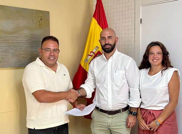 Daniel Barbero takes over as new mayor of Granada's La Herradura