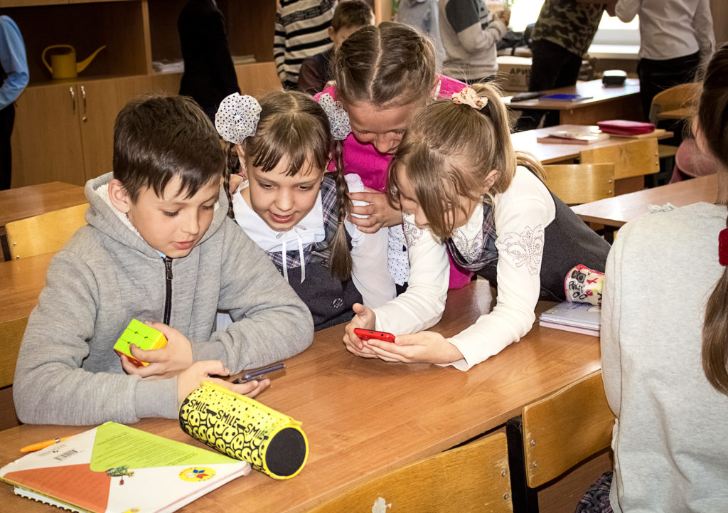 Russia's Education Ministry bans the use of mobile phones in Russian schools.