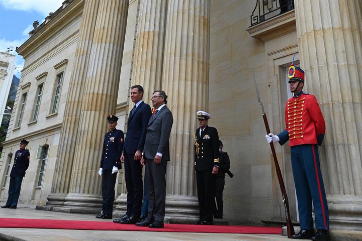 Pedro Sanchez reaffirms Spain's commitment to peace-building in Colombia
