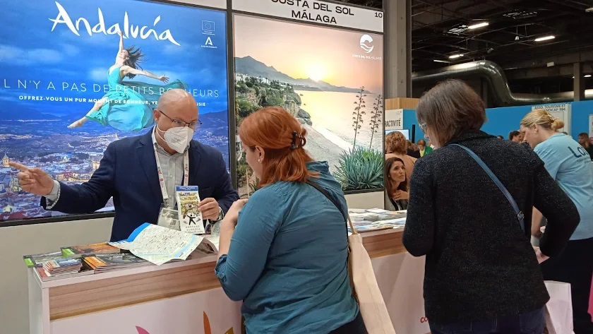 Costa de Almeria brand wows visitors to Paris tourism trade fair