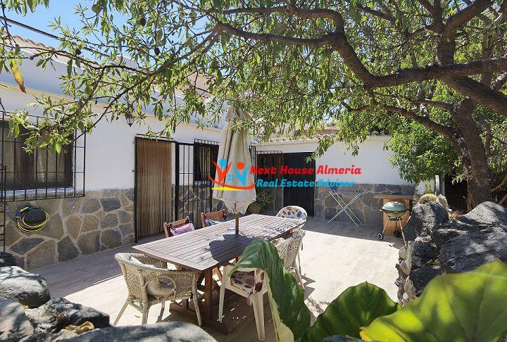 Next House Almeria: Country houses for sale in Arboleas