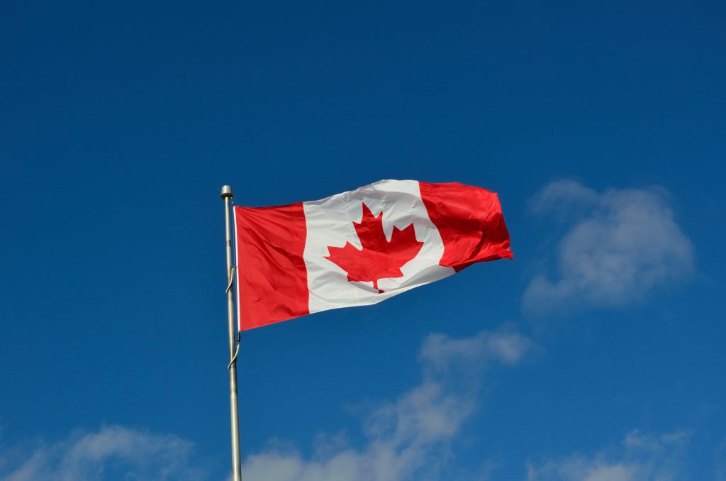 Canada urges Canadian citizens to leave Russia "while commercial means are still available"