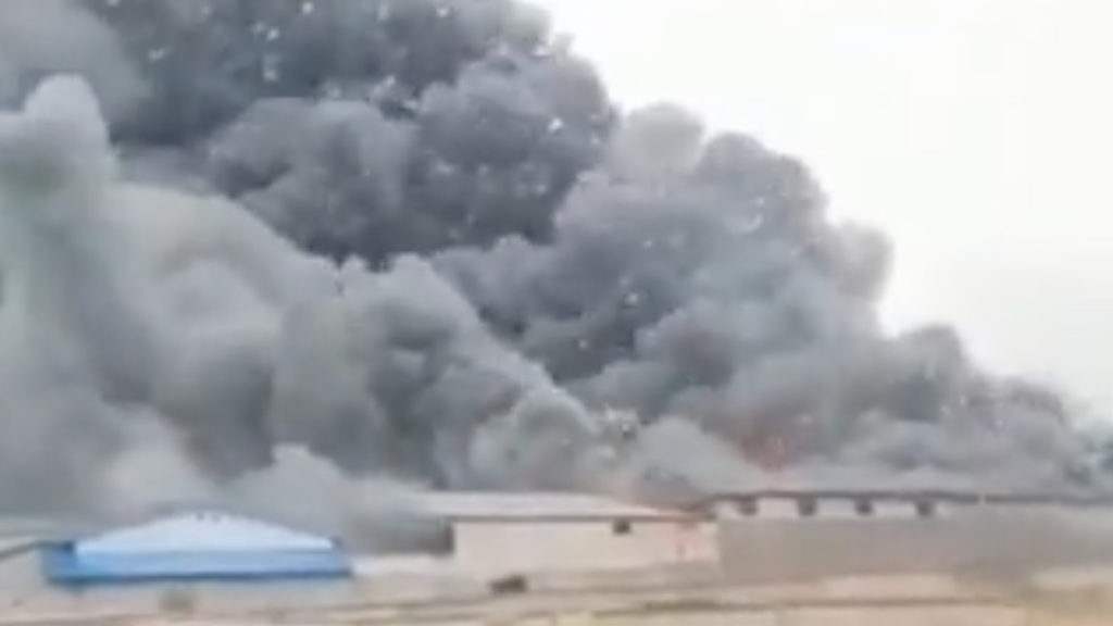 WATCH: Huge 2,500 square metre warehouse fire in Volokolamsk, Russia