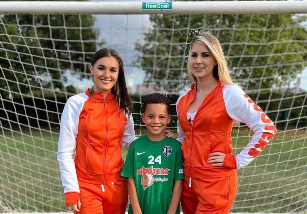 Football fans react to Hooters of Nottingham sponsoring local under-10s team