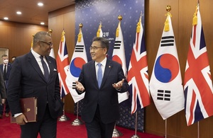 UK Foreign Secretary visits Republic of Korea to boost trade and security