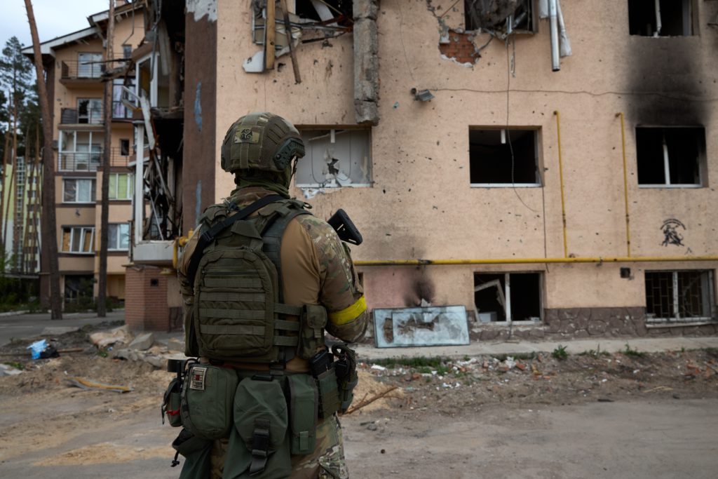 Ukraine inflicts MAJOR operational defeat on Russia and recaptures Kharkiv Oblast