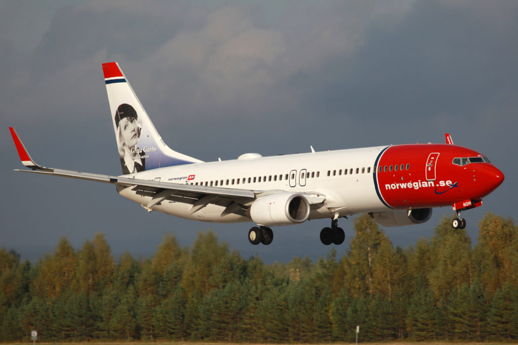 Image of Norwegian plane.
