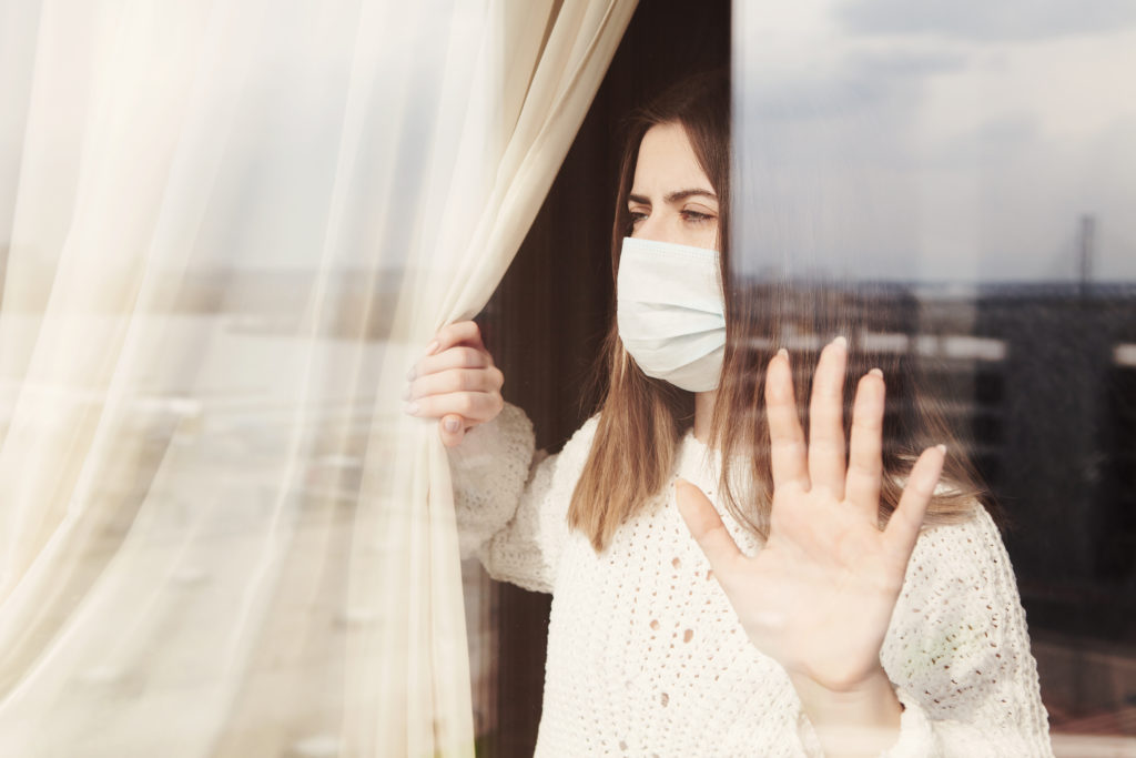 Top infectious disease doctor warns this could be the "year of viruses"
