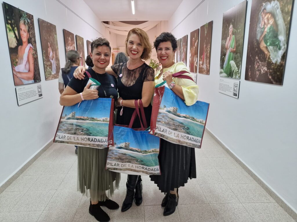 Photo exhibition depicts beautiful survivors in Pilar de la Horadada (Alicante)