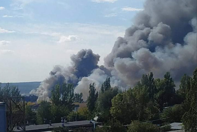 WATCH: Russia blames Ukraine shelling for huge fire in Leninsky district of Russian-occupied Donetsk