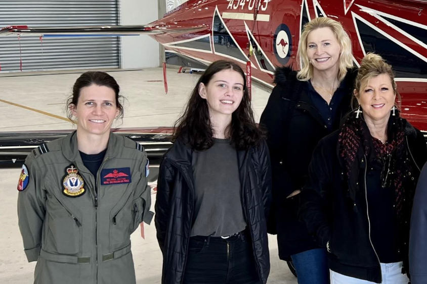 Hannah Potter's flying thanks to Australian Air Force sponsored scholarship