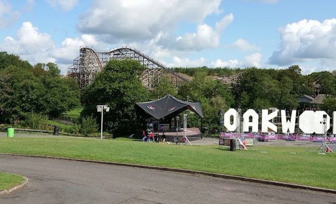 Popular British theme park evacuated after 'serious incident' on a ride