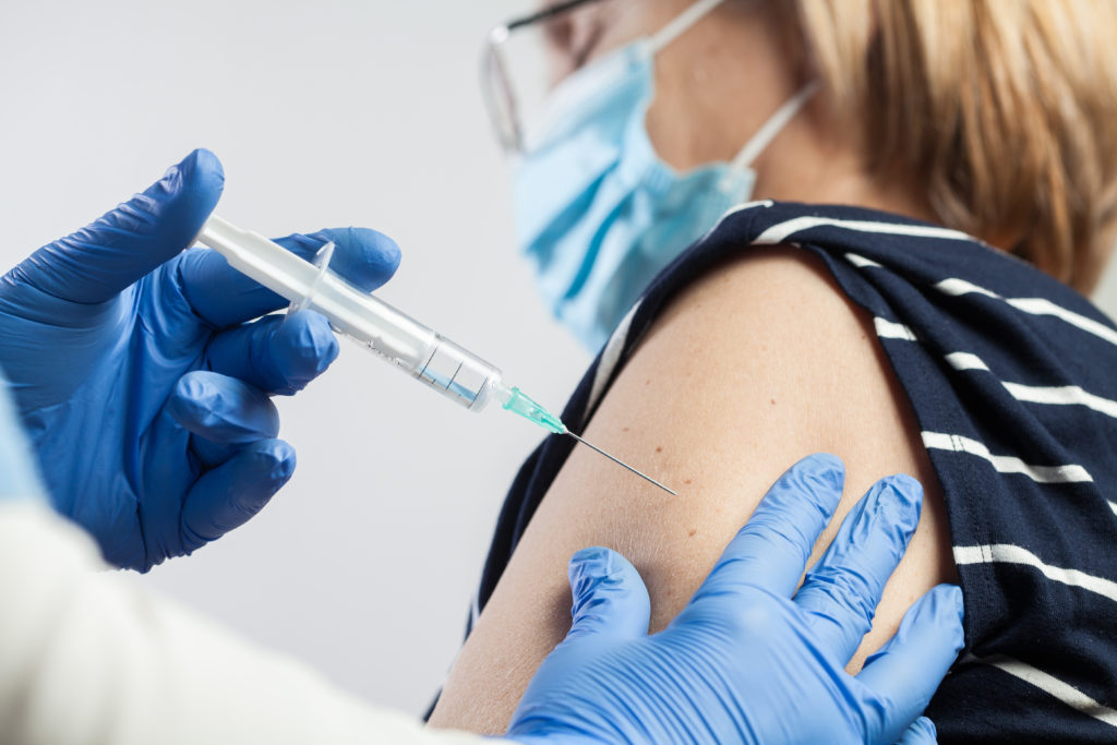 GPs concerned about low demand for Covid booster vaccination in Germany