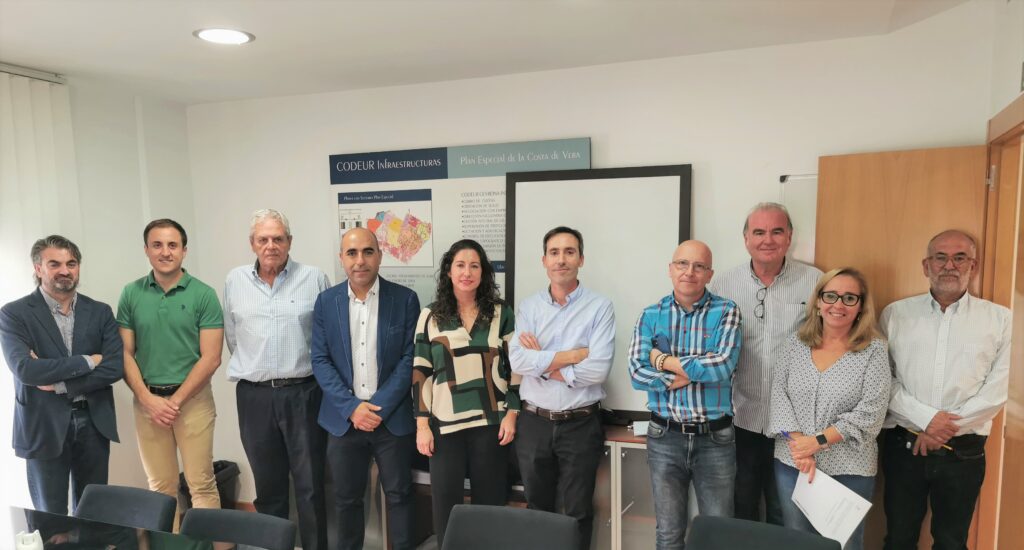 Vera (Almeria) town hall outlines desalination plant plans to Junta delegate
