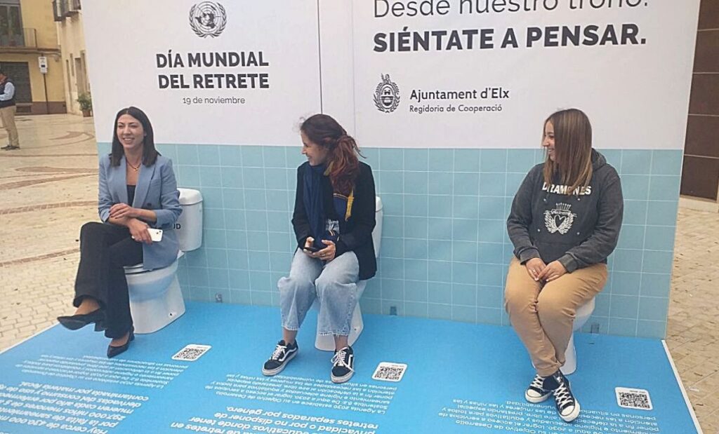 Elche (Alicante) city hall's Cooperation department stresses the convenience of loos