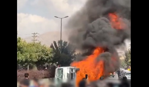 Iran protestors clash with police in increasingly violent confrontations