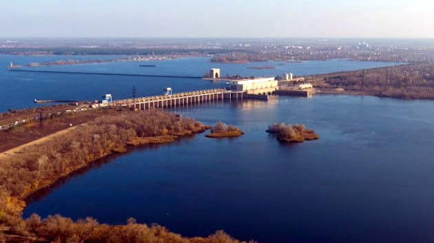Russia accuses Ukraine of attacking Kakhovskaya hydroelectric power station dam