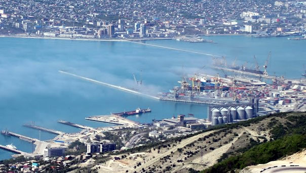 Explosion in the important Russian Black Sea oil port of Sheskharis in Novorossiysk