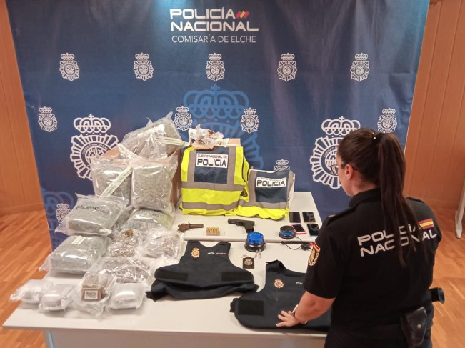 Costa Blanca gang dismantled after posing as Spanish police officers to rob rival criminals