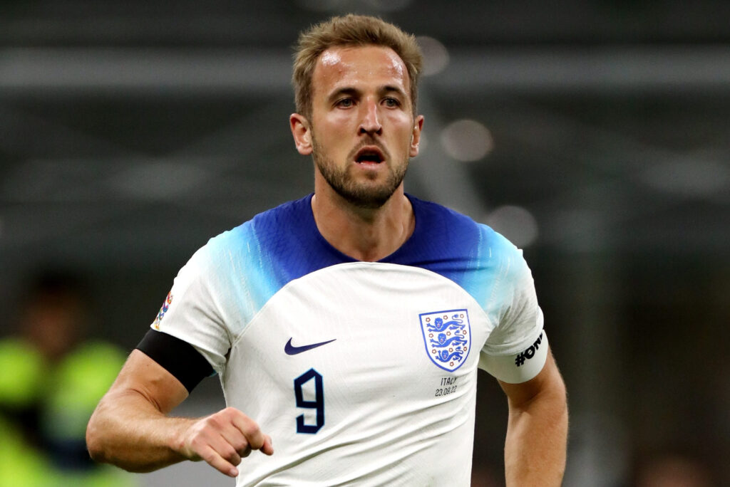 Image of Harry Kane playing for England.