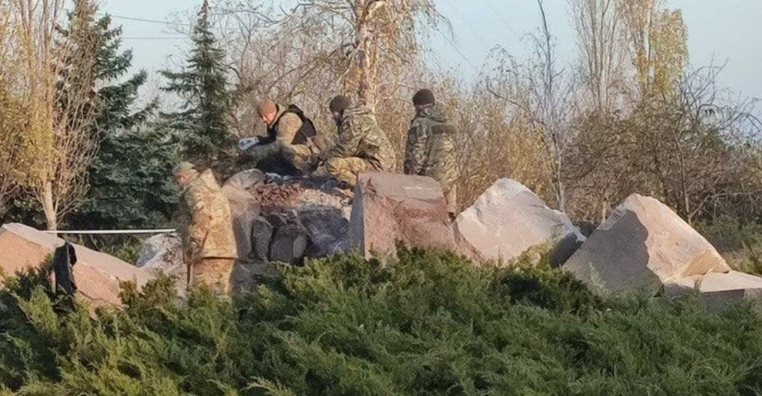 WATCH: "Motherland" monument in Ukraine's Mykolayiv deliberately blown up