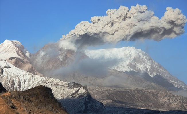 Siberia's giant Shiveluch stratovolcano is on the verge of a powerful eruption say experts