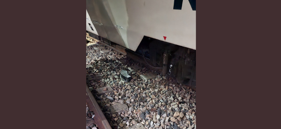Multiple people injured in train derailment at Yeongdeungpo Station (Seoul), South Korea