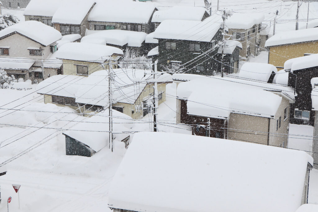 Death toll continues to rise after heavy snowfall hits Japan