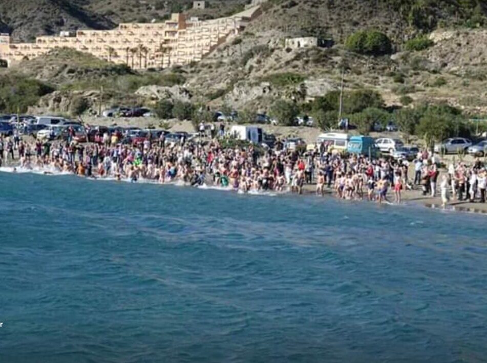 Are you brave enough to have a dip on New Year’s Day all for a good ...