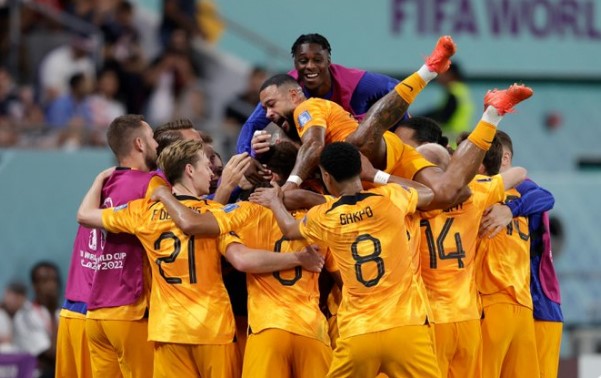Netherlands book a 2022 Qatar World Cup quarter-final spot after eliminating USA