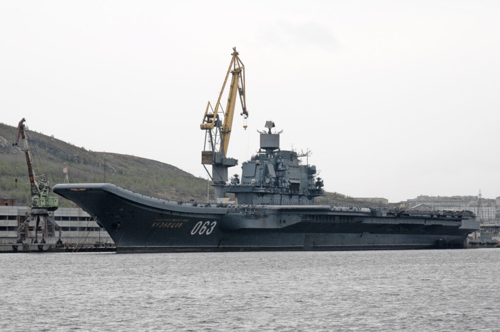 BREAKING: Russian aircraft-carrying cruiser Admiral Kuznetsov on fire