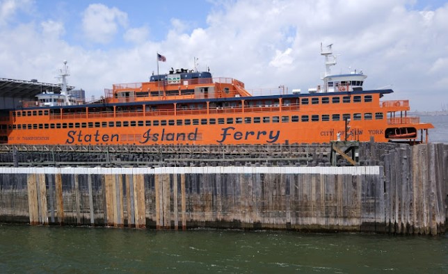 BREAKING: 550 passengers evacuated after Staten Island ferry catches fire in New York
