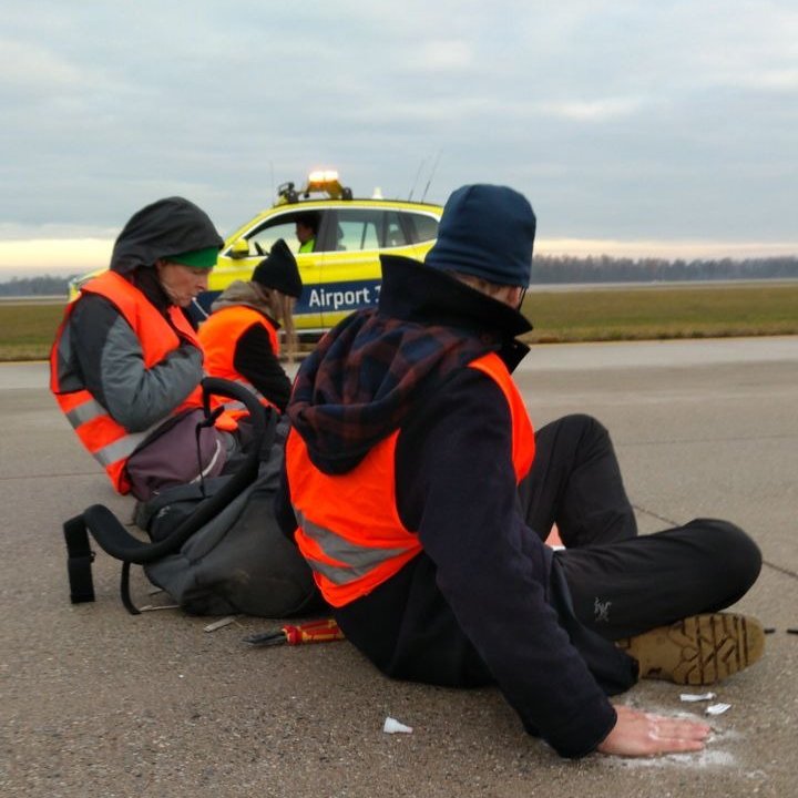 BREAKING: Runway at Munich Airport closed due to 'Last Generation' climate activists