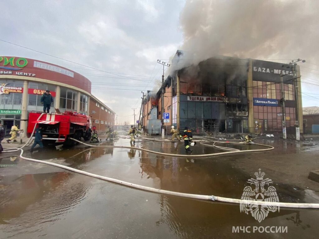 WATCH: Another Russian shopping centre on fire