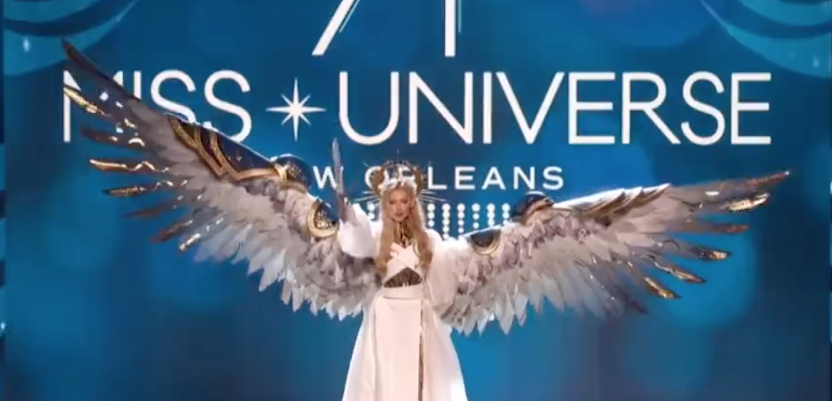 WATCH: Ukraine's Miss Universe entry dresses as battle angel in New Orleans