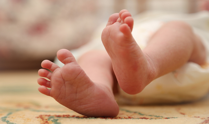 Image of a baby's feet.