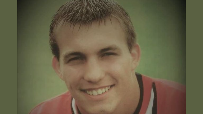 BREAKING: Former English league footballer dies aged 44 following heart attack