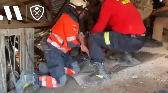 Malaga firefighters rescue two people alive from Turkey earthquake rubble