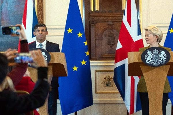 Rishi Sunak and Ursula von der Leyen agree Brexit package for Northern Ireland