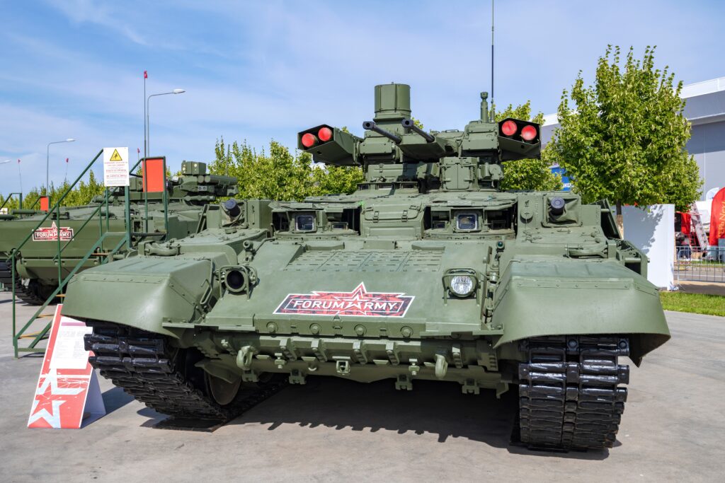 WATCH: Russian BMPT-2 "Terminator" tank assists Russia's airborne troops in Ukraine's Kreminna