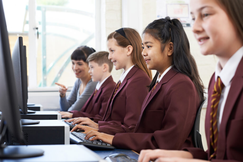 Finding the right balance between digital education and traditional learning methods
