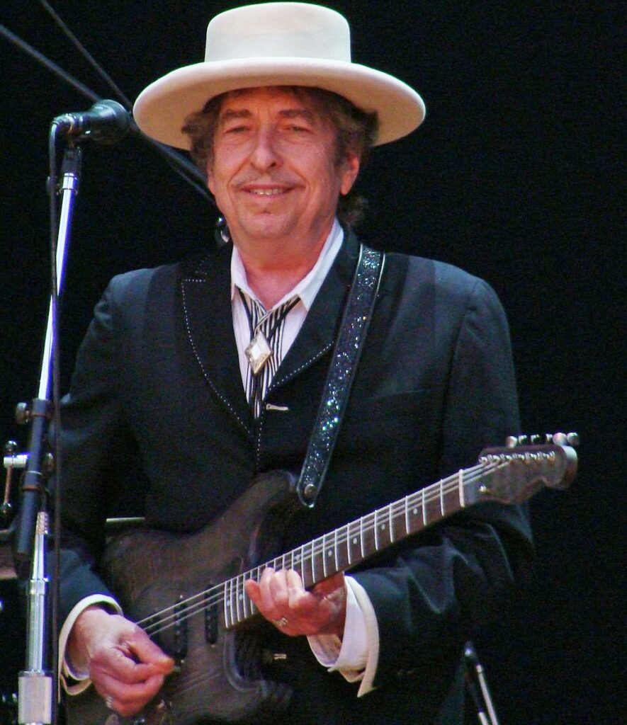 Bob Dylan returns to Spain during these dates as promoters warn no phones will be allowed during concerts