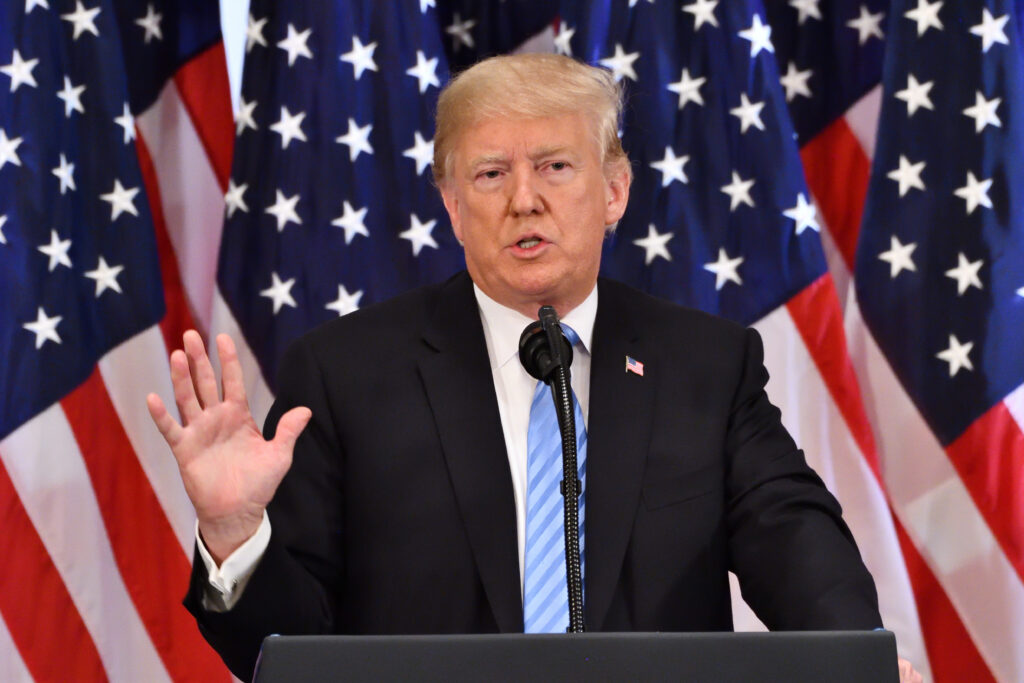 Fox News enforcing “soft ban” on Trump, claim aides