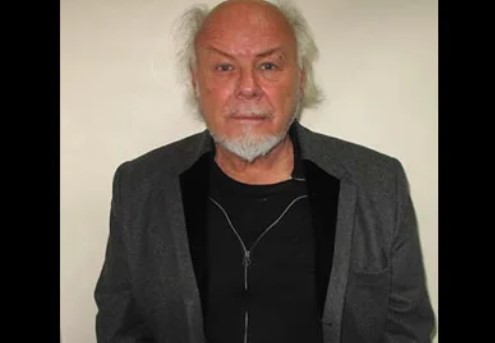 Paedo popstar Garry Glitter undergoes ‘£15,000 knee operation’ at NHS hospital while ‘handcuffed’ with jail guards next to him
