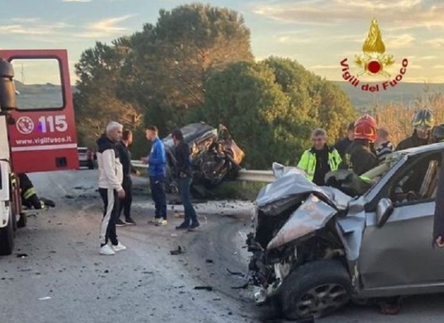 Shocking car accident in Italy kills SEVEN people from two families  