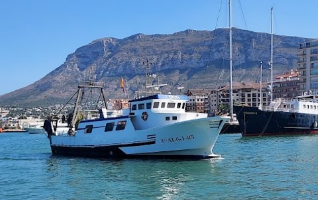 Two bodies discovered in the nets of fishermen in the Alicante municipality of Denia