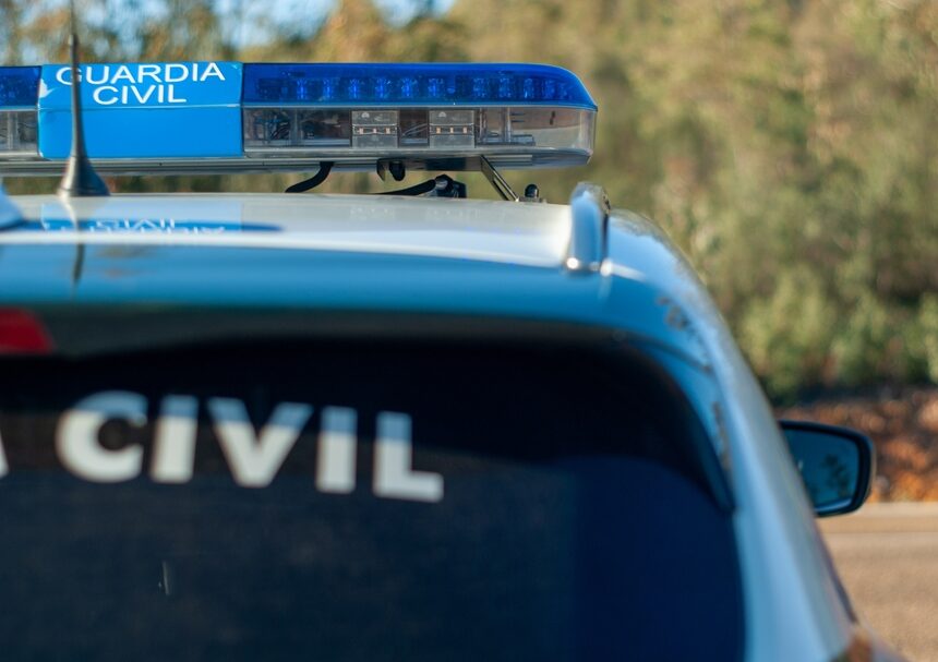 Image of Guardia Civil vehicle.