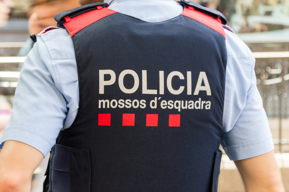 Image of a Mossos d'Esquadra police officer.