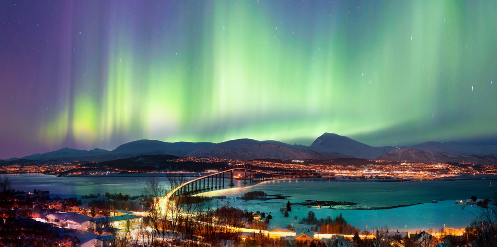 Aurora Australis lights up skies in New Zealand and Australia