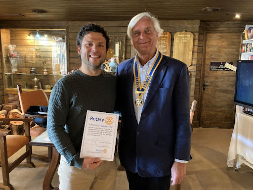 environmentalist Nacho Dean receives honorary membership of the Rotary Club in Marbella.